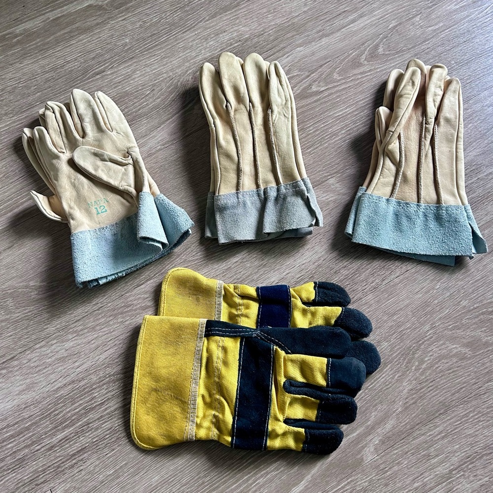 Bundle of 4 Pairs Heavy Duty Work Gloves - NAPA & Hardy
